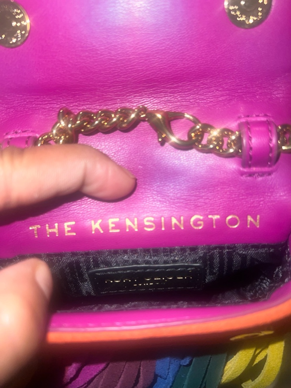 Kurt Geiger The Kensington Crossbody Bag in Bright Pink with Gold Hardware. - Picture 6 of 7